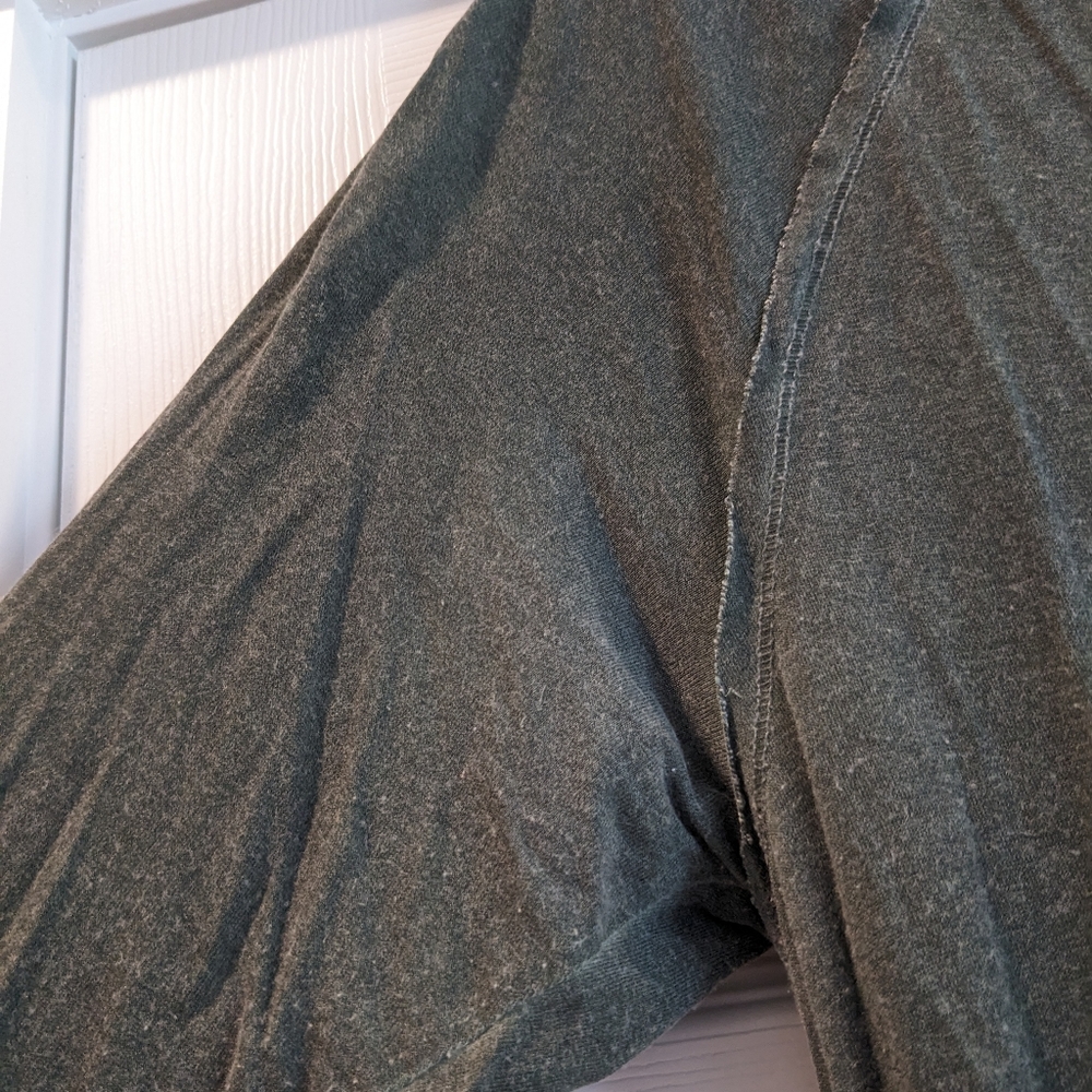 Dantelle Ruffle Hem Top - Picture 4 of 7